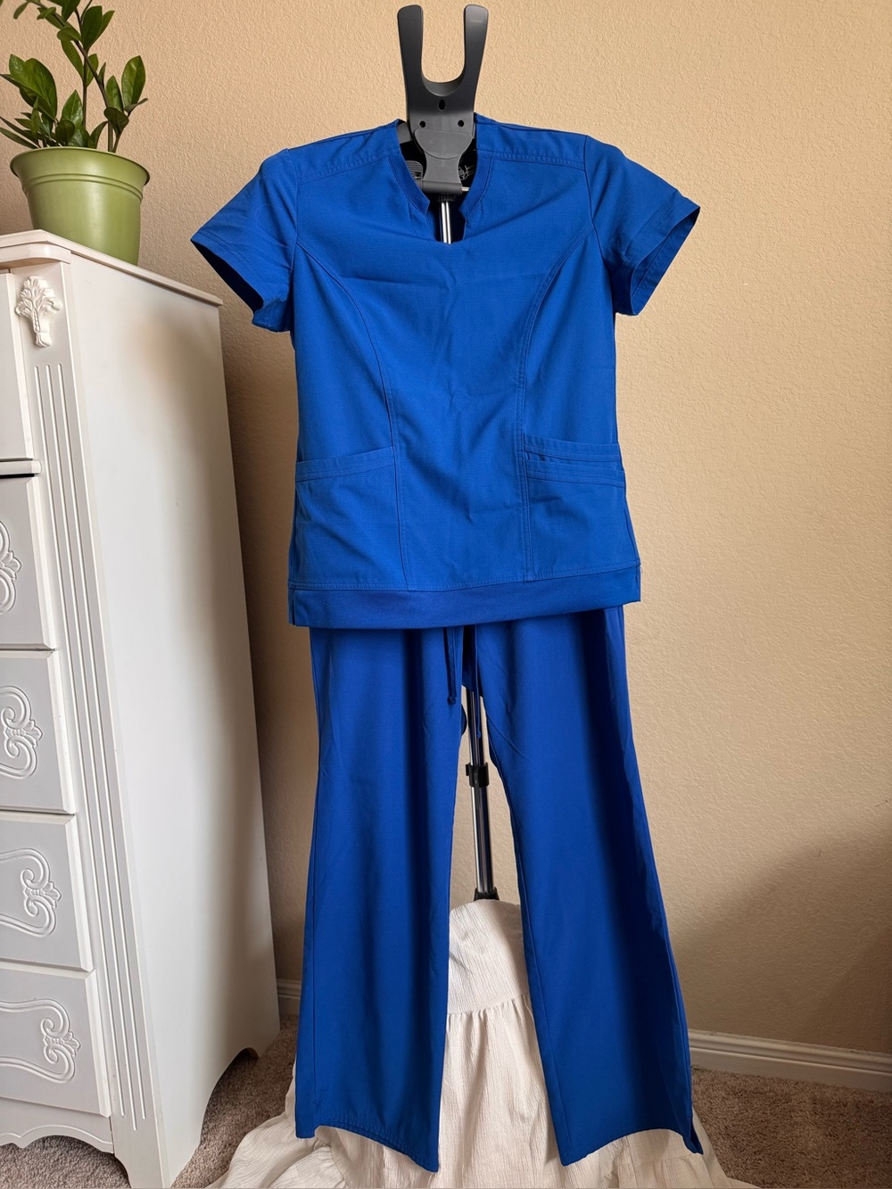 Women’s Blue Scrub MP Pants & M Top Set